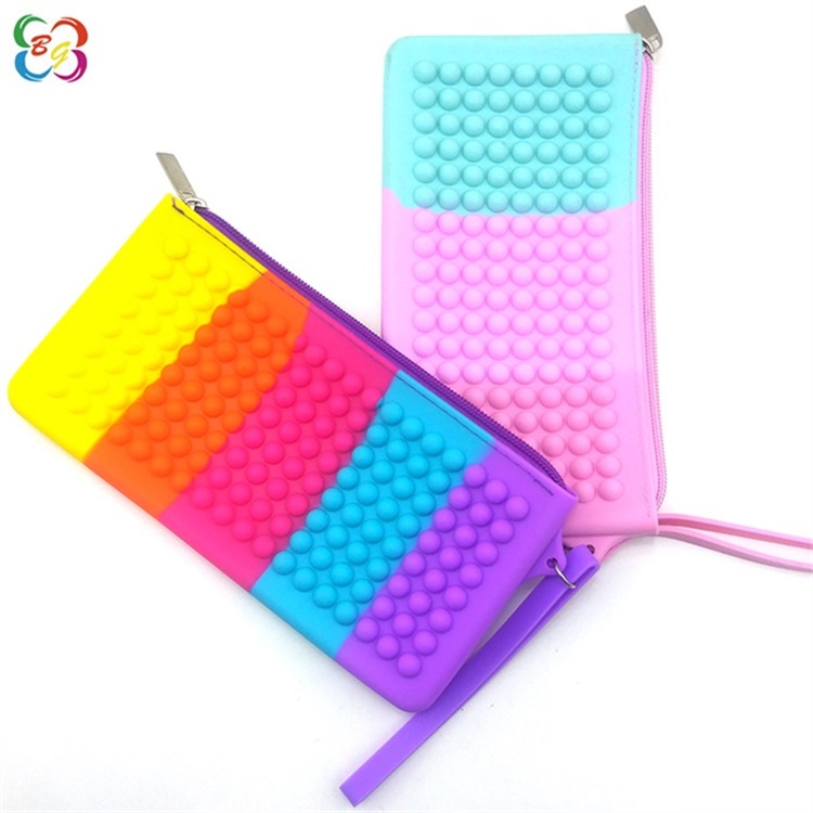 圓點硅膠拉鏈包